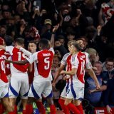 Le succès d'Arsenal en quart de finale aller assure au football anglais une 5e place en phase de ligue 2025/26 KEYSTONE/EPA/TOLGA AKMEN